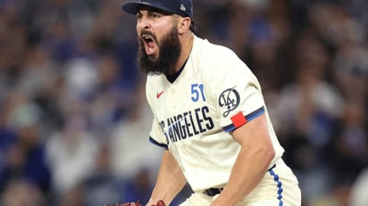 Alex Vesia emociona en la MLB con gesto a médicos de su hija