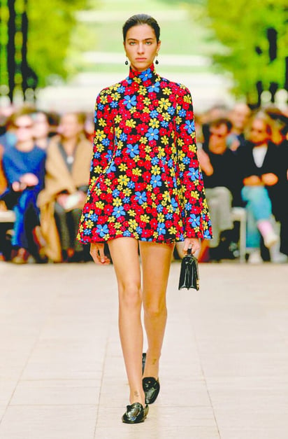 virales Los vestidos de flores elegantes para llevar en Primavera 2026