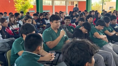 Lanzan oportunidades para jóvenes con becas, eventos y programas preventivos