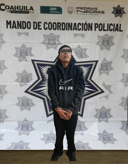 Taxista resulta herido con arma blanca tras intervenir en riña de pareja en Lázaro Cárdenas