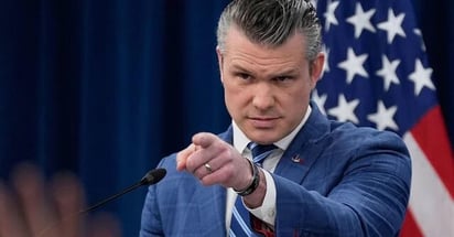 Hegseth cita falso versículo bíblico inspirado en Pulp Fiction