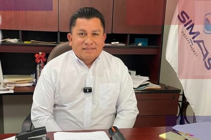 Gerente de SIMAS pide al ayuntamiento pago de presunto adeudo y se retira del cargo
