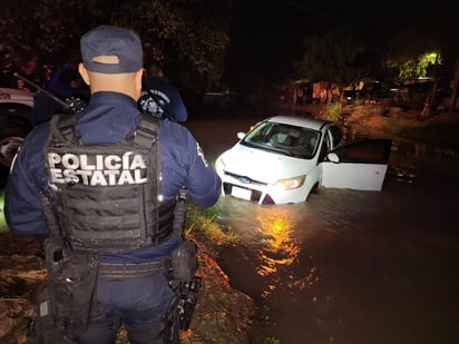 lluvias : Elementos de la Policía Civil Coahuila (PCC) realizaron recorridos en colonias identificadas con afectaciones.