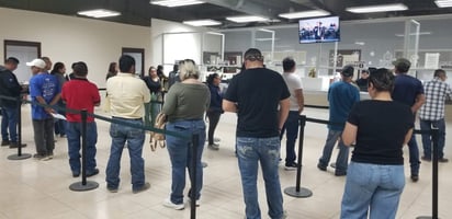 Contribuyentes en rezago acumulan cargos