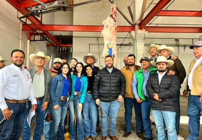 GANADERÍA El Instituto Tecnológico Superior de Múzquiz obtuvo primero y segundo lugar en concurso de canal del becerro gordo, destacando formación agropecuaria y trabajo