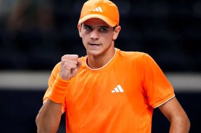 Rafael Jódar remonta y avanza a segunda ronda del Mutua Madrid Open