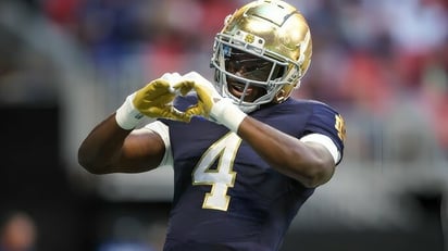 DEPORTES  Arizona selecciona a Jeremiyah Love, running back proveniente de Notre Dame, con la tercera selección del draft.  El corredor destaca por su velocidad