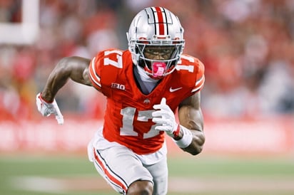 DEPORTES  Tennessee selecciona a Carnell Tate, wide receiver proveniente de Ohio State, con la cuarta selección del draft.   El receptor destaca por su capacidad