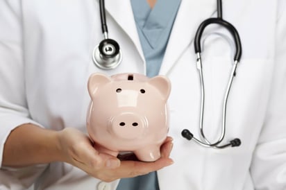 Diputados alistan reforma contra abusos de aseguradoras médicas