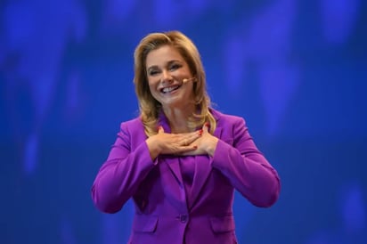  Maru Campos