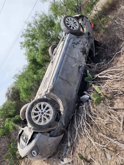 accidente : Al aproximarse, los elementos confirmaron que en el interior se encontraba una persona lesionada.