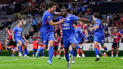 Cruz Azul vence 3-2 al Atlas en un partidazo en el Jalisco