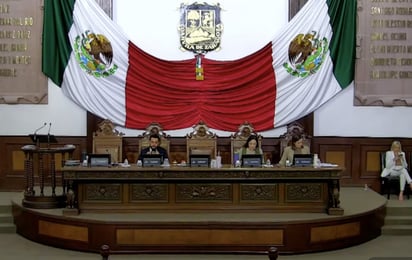 Proselitismo: Dejan temporalmente sus cargos para participar en el proceso electoral local; PAN y Morena se mantendrán en funciones.