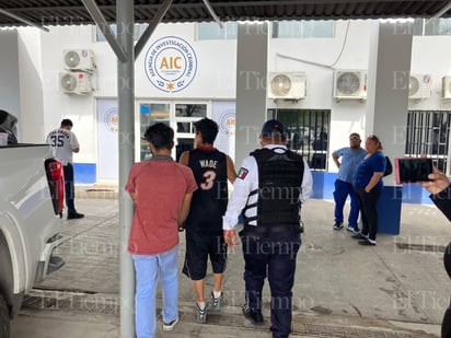 SEGURIDAD  Los acusados quedaron a disposición del Ministerio Público.  Dos hombres fueron detenidos por elementos de la Policía Municipal en la colonia