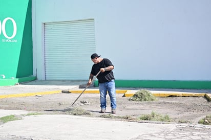 ola de calor: Ciudadanos enfrentan altas temperaturas entre trabajo, rutina diaria y calles ardientes