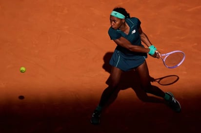 Tenis