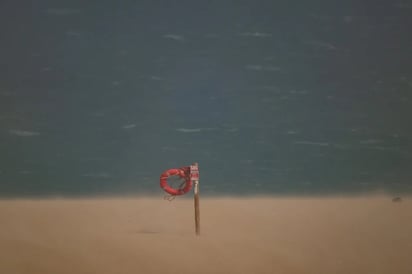 Mueren tres personas arrastradas por el mar en Puerto Rico