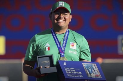Sebastián García gana oro en Copa del Mundo de tiro con arco en Shanghái
