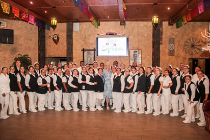 SALUD  El Gobierno de Múzquiz reconoció a enfermeras y enfermeros por su labor esencial en salud, destacando su compromiso, vocación y servicio a la comunidad local.