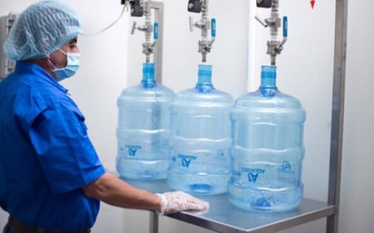 Supervisan 35 máquinas expendedoras de agua en Piedras Negras
