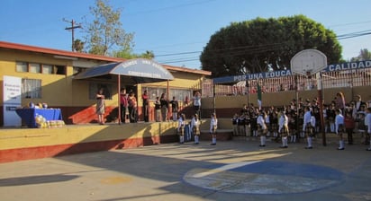 Coahuila Descarta Suspender Clases por Fiebre Mundialista