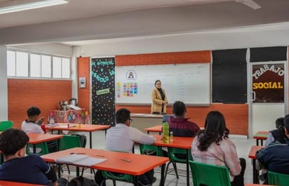 Secundaria de Piedras Negras retoma clases presenciales tras obra de techumbre