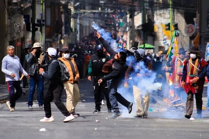Bolivia: protestas contra Rodrigo Paz dejan enfrentamientos en La Paz
