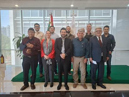 AHMSA Julián Torres Ávalos y representantes del Grupo de Defensa Laboral de AHMSA sostuvieron una reunión con autoridades federales. La exigencia de una pronta