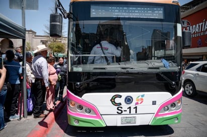 Movilidad: Comerciantes de Saltillo reportan aumento de hasta 15 por ciento tras operación de las nuevas líneas de camiones.