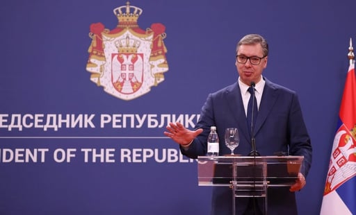 Serbia condenó, sin embargo, la violación de la integridad territorial de Ucrania  El presidente de Serbia, Aleksandar Vucic, habló por teléfono el domingo