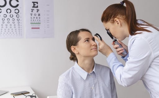 El glaucoma, una enfermedad ocular que avanza de manera silenciosa, es la principal causa de ceguera irreversible en personas mayores de 60 años.