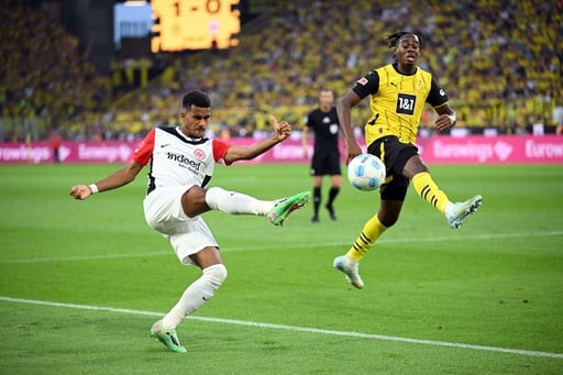 El choque de trenes de la segunda ronda de la Pokal tuvo que resolverse desde el punto de penalti.   Eintracht Frankfurt y Borussia Dortmund llegaron