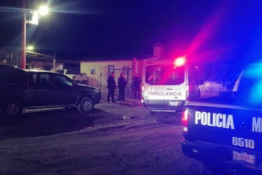 Una pareja de adultos mayores fue hallada sin vida dentro de su vivienda en Arteaga, Coahuila, tras una presunta intoxicación por gas LP que conmocionó