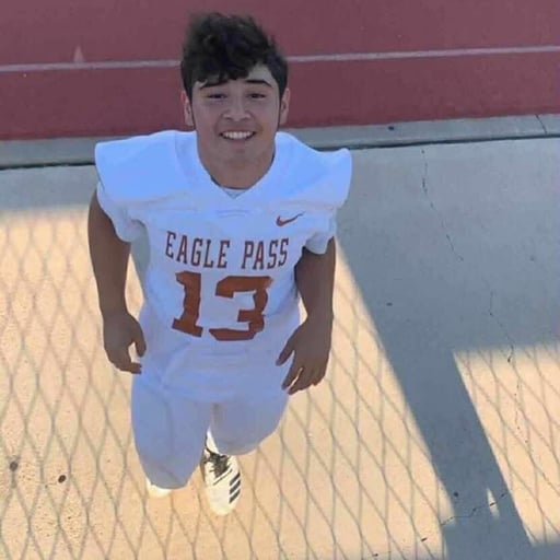 La comunidad de Eagle Pass se encuentra consternada tras el fallecimiento de Félix Tamez, de 19 años, mientras participaba en un programa de intercambio