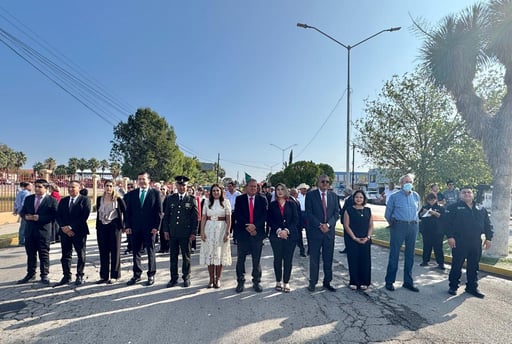 San Juan de Sabinas celebró el 115 aniversario de la Revolución Mexicana con desfile multitudinario que reunió escuelas, organizaciones y familias de toda