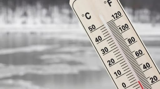 La Dirección de Protección Civil de Sabinas, a cargo de Sebastián Jaime Arellano, alertó sobre la llegada del frente frío 21, que traerá bajas temperaturas