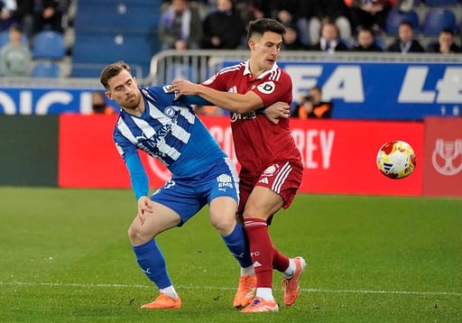 Alavés y Sevilla se disputan este miércoles un lugar en el sorteo de los octavos de final de la Copa del Rey, en la única eliminatoria de esta ronda entre