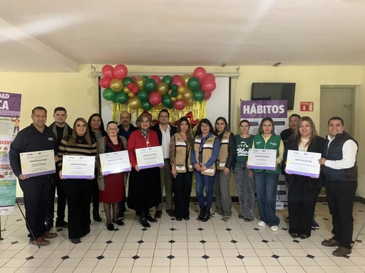 El Dr. Carlos Jiménez Villarreal entregó certificaciones a instituciones y establecimientos de Sabinas, reforzando la promoción de entornos saludables