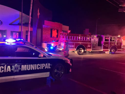 Acumulación de grasa en la cocina originó el siniestro.  Los primeros minutos de la madrugada de este sábado se registró una intensa movilización de cuerpos