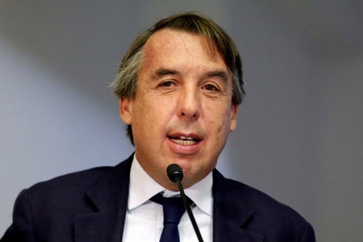    Emilio Azcárraga asegura que el mando y la esencia del Club América no cambian tras la entrada del socio minoritario General Atlantic.  El empresario Emilio