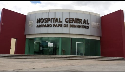 La llevan al Amparo Pape  Una niña de cinco años de edad, identificada como María José, fue hospitalizada de emergencia la noche del martes en el Hospital