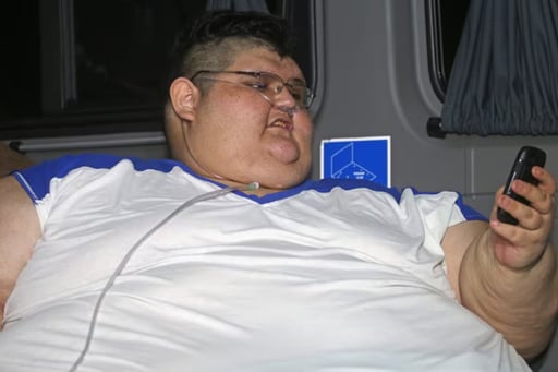 Juan Pedro Franco, el mexicano que en 2017 fue reconocido como el hombre más obeso del mundo al pesar casi 600 kilos, falleció este lunes a los 41 años