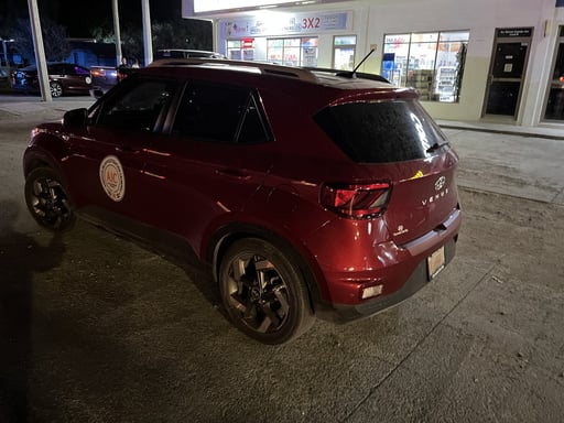    Elementos de corporaciones estatales llevaron a cabo un operativo en la colonia Villas del Carmen, donde se logró dar cumplimiento a una orden judicial