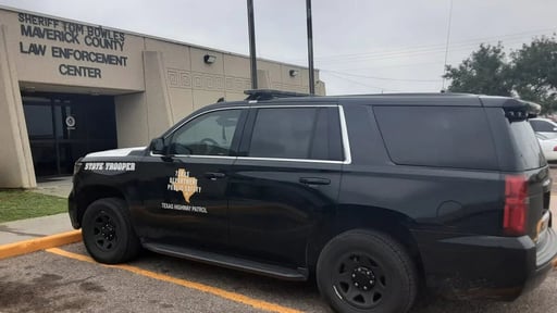 El sheriff Tom Schmerber informó que la cárcel del Condado de Maverick requiere reparaciones inmediatas debido a filtraciones de agua y deterioro general