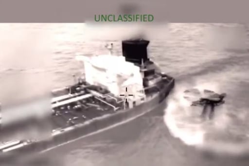 El Comando Sur de EE.UU. interceptó un nuevo petrolero sancionado en el Caribe, el quinto confiscado en la ofensiva contra el crudo venezolano.  Las Fuerzas