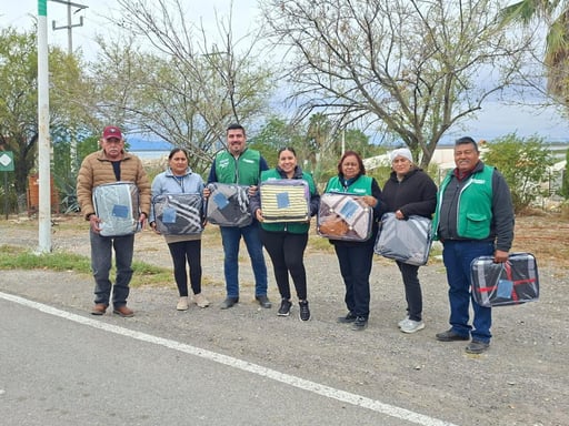 Con el objetivo de proteger la salud de los adultos mayores ante las bajas temperaturas, el Gobierno Municipal de Juárez puso en marcha las brigadas