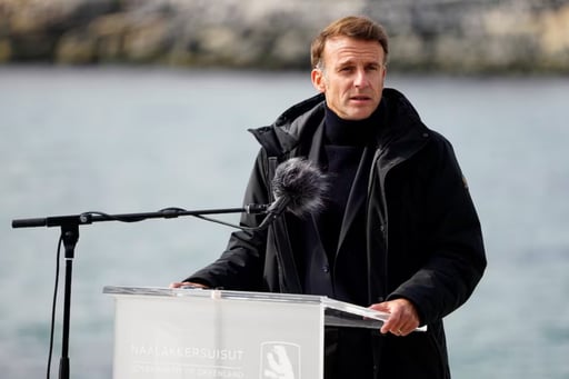 El presidente Emmanuel Macron advirtió a Estados Unidos sobre consecuencias en cadena si viola la soberanía de Groenlandia, territorio autónomo de Dinamarca.
