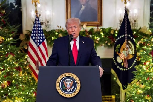 Donald Trump volvió a generar polémica al bromear sobre renombrar el Golfo de Estados Unidos como “Golfo de Trump”, durante una conferencia de prensa