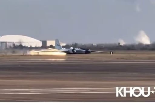 Una aeronave de la NASA realizó un aterrizaje de emergencia en Texas tras una falla mecánica que impidió desplegar el tren de aterrizaje, sin personas