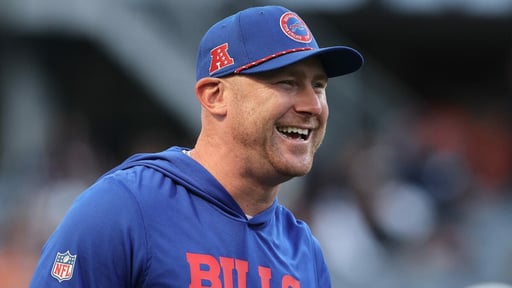    Los Buffalo Bills inician una nueva etapa. Joe Brady, el coordinador ofensivo, asume como entrenador en jefe para guiar al equipo hacia el ansiado Super